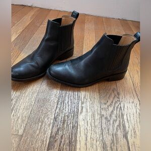 Madewell Chelsea boot